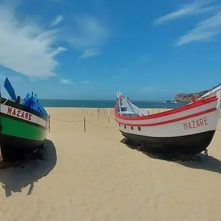 Apartamento 100 Meters From The Beach! Rua Da Regeneração Nazaré