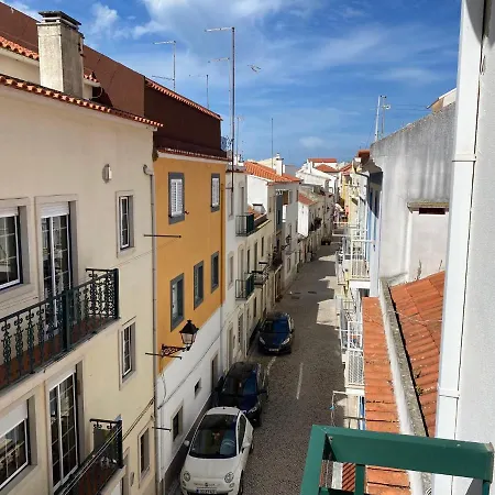 100 Meters From The Beach! Rua Da Regeneracao Nazaré