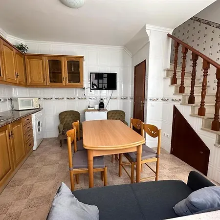 100 Meters From The Beach! Rua Da Regeneracao Apartamento Nazaré