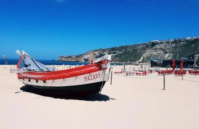 100 Meters From The Beach! Rua Da Regeneracao * Nazare