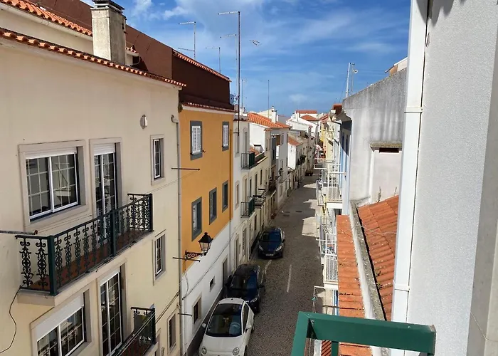 100 Meters From The Beach! Rua Da Regeneracao Nazare